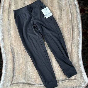 Athleta girls powervita jogger new with tags